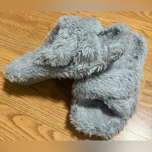 Vionic Gray Fuzzy Slippers